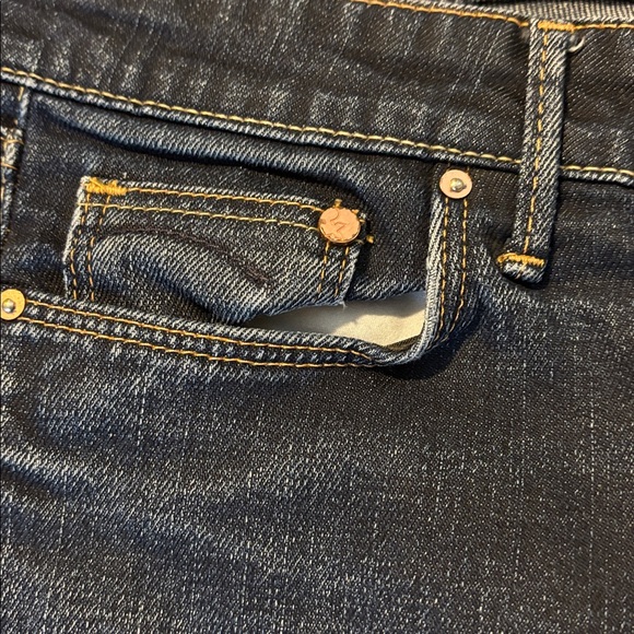 Women’s Jeans - Picture 4 of 8